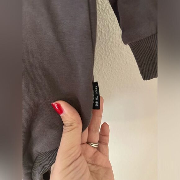 Tiny tribe GOOD TIMES romper in iron sz 9-12 months - Picture 5 of 5